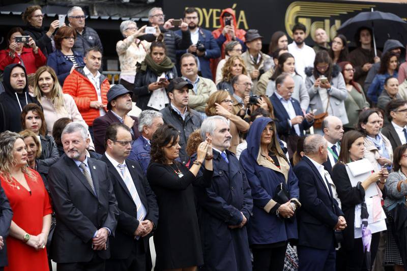 ¿Estuviste en la jura de bandera de Pola de Siero? ¡Búscate! (1)