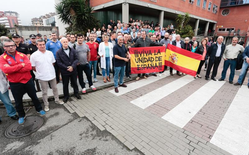 Se han desarrollado en todas las comisarías de la región. También los Bomberos de Gijón han expresado su apoyo.