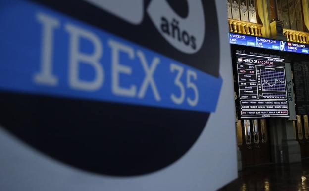 El Ibex logra la segunda mayor subida anual y regresa a los 10.000 puntos