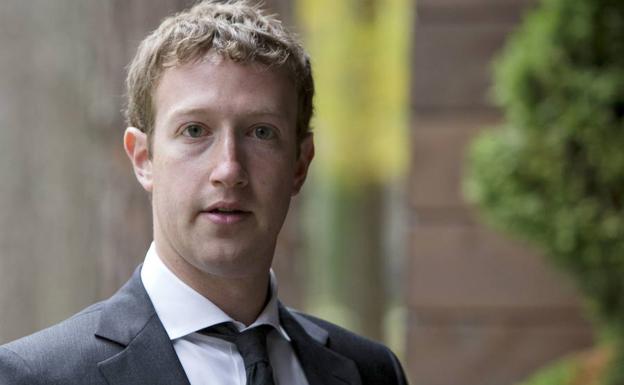Fundador de Facebook, Mark Zuckerber.