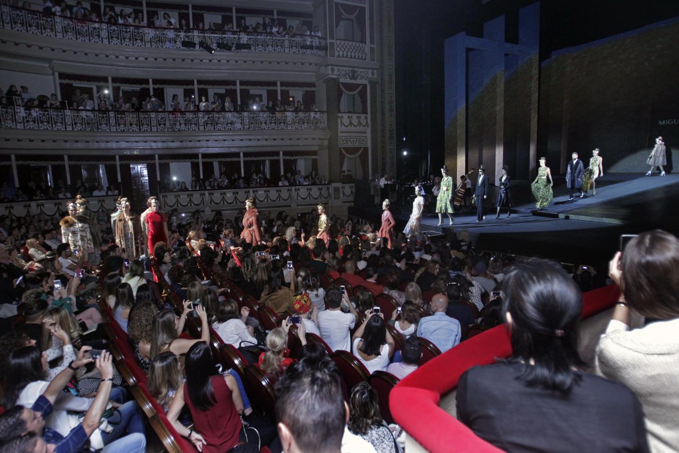 La cultura ilumina la Noche Blanca en Oviedo