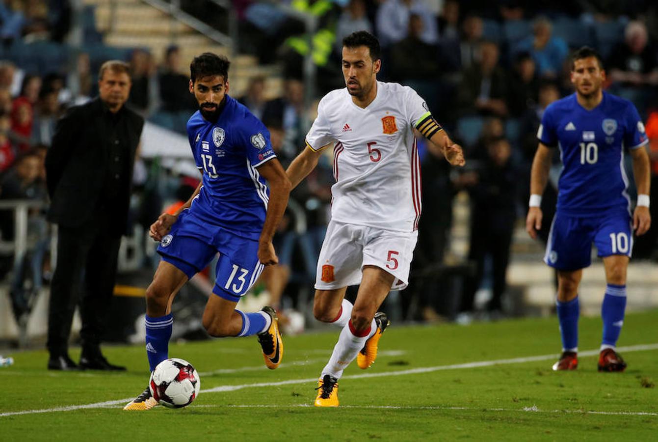 La selección española, ya clasificada para el Mundial de Rusia 2018, se impuso ante Israel por 0-1, con gol de Asier Illarramendi, el último partido de la fase de grupos. 