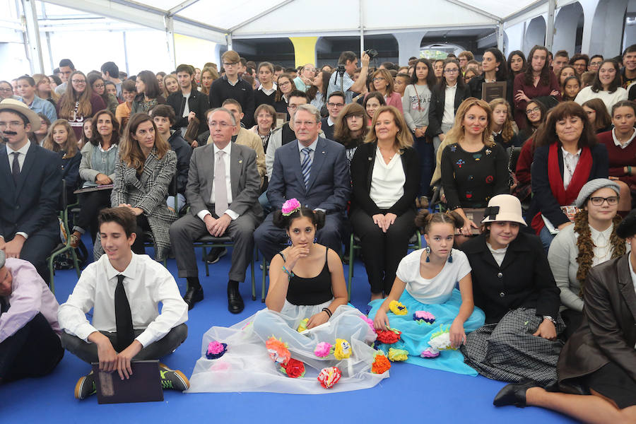 La Hispanic Society of America con estudiantes en el IES Selgas de El Pito