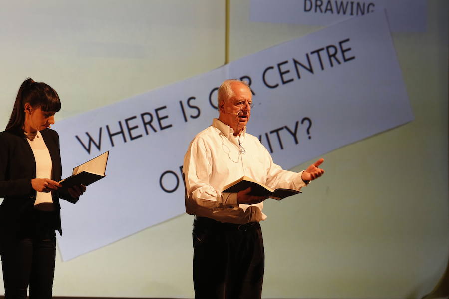 William Kentridge da una lección de arte en la Laboral de Gijón