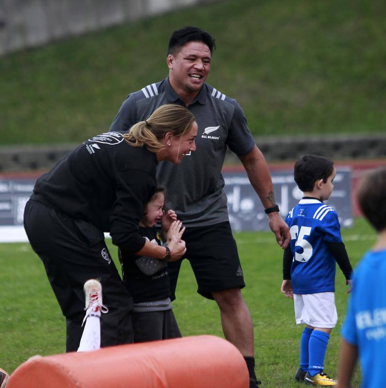 Los jugadores de rugby asturianos, a las órdenes de los All Blacks