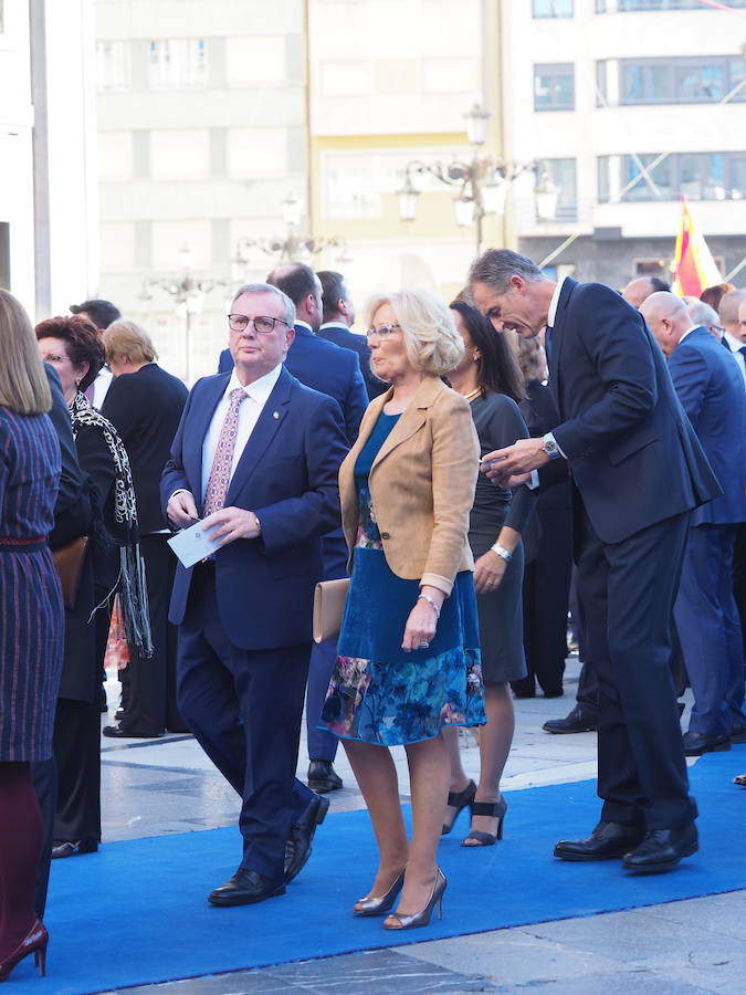 Alfombra azul de los Premios Princesa (2)