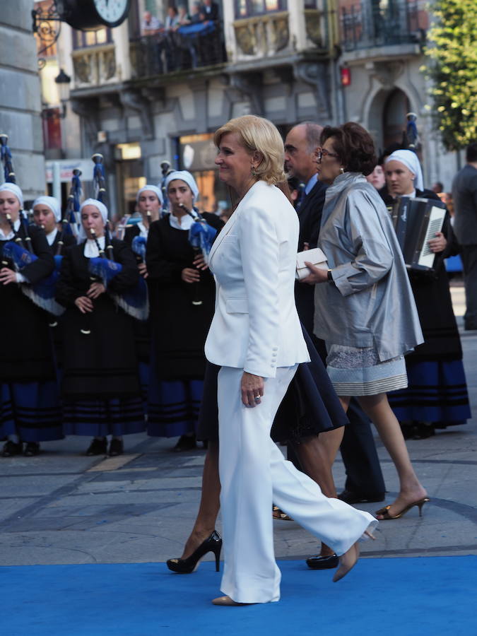 Alfombra azul de los Premios Princesa (2)