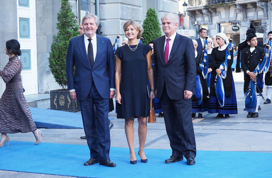 Alfombra azul de los Premios Princesa (1)