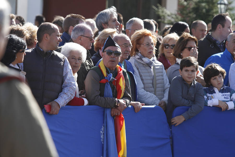 Los Reyes entregan a Poreñu el premio al Pueblo Ejemplar de Asturias 2017