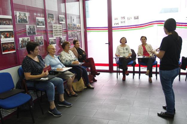 Las participantes en el taller impulsado desde la Concejalía de Igualdad. 