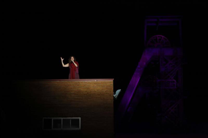 Multitudinario homenaje en el pozo Sotón a los mineros fallecidos