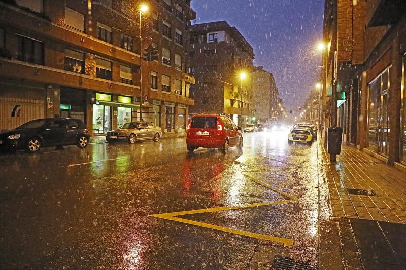 Las primeras nieves llegan a Asturias