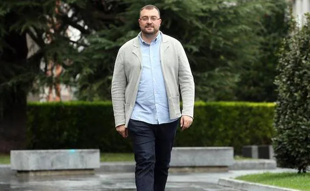 Adrián Barbón, secretario general de la FSA-PSOE 