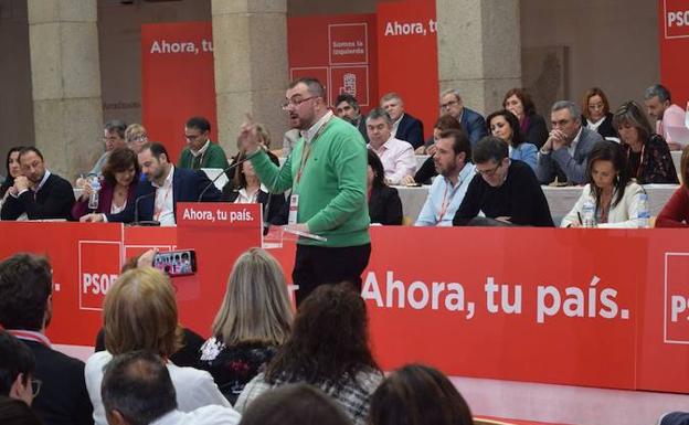 Barbón apuesta por el diálogo de Iceta frente a los centrados en inmovilismo