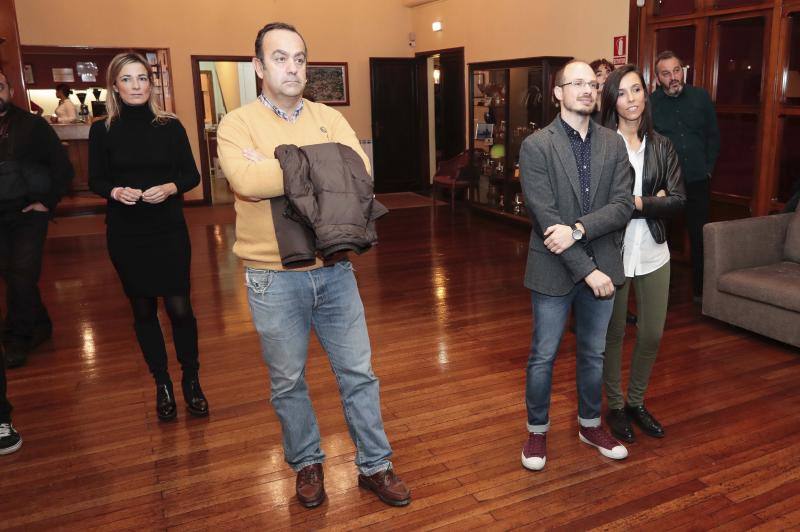 El arquitecto Mariano Marín Rodríguez-Rivas recoge el Premio Castelao