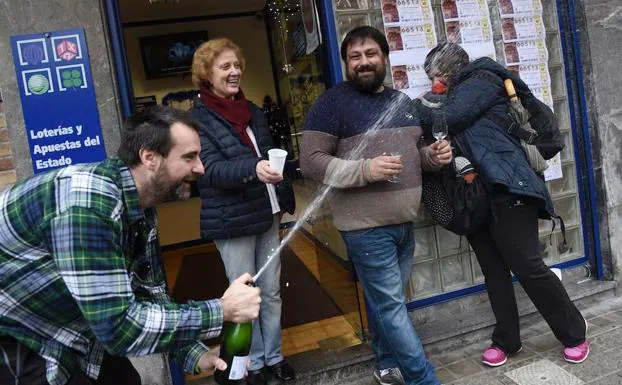 Lotería de Navidad: Gijón, la localidad asturiana más agraciada por 'El Gordo'