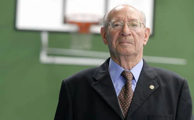 Fallece a los 76 años el jesuita Pachi Cuesta, un referente en la Inmaculada en Gijón