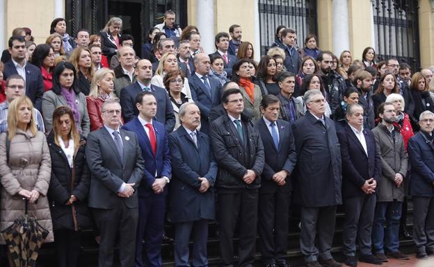 La Junta advierte que una sociedad decente no puede convivir con violencia machista