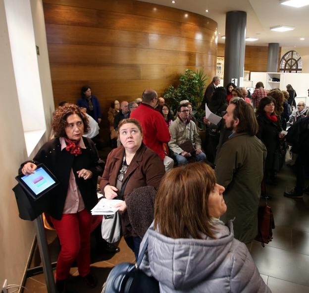 Las oficinas del servicio de Recaudación registraron colas en los últimos días del pago del IBI. 