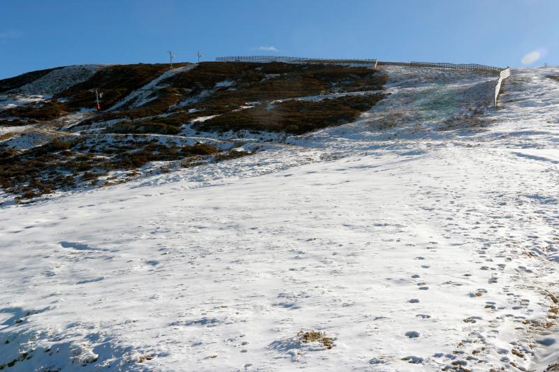 La estación asturiana pondrá en funcionamiento esta temporada cuatro nuevas pistas para todos los niveles