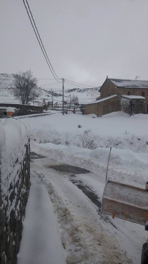La nieve cubre de blanco Asturias