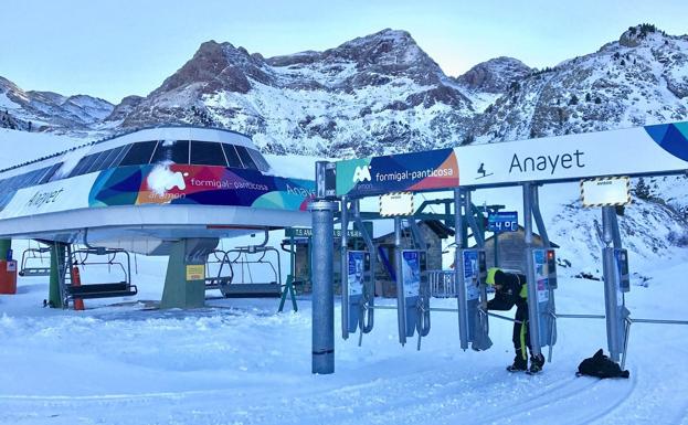 El Grupo Aramón respira nieve de cara al gran puente de diciembre