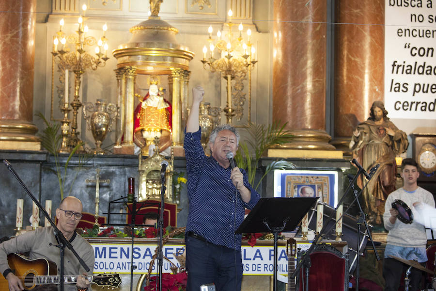 Concierto del coro Mensajeros de la Paz, en la Iglesia de San Antón