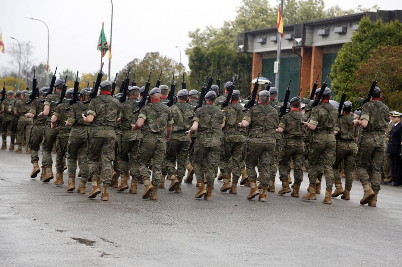 El acuartelamiento de Cabo Noval celebra una parada militar con motivo de la Festividad de la Inmaculada, acto que estará presidido por el general de división Francisco Rosaleny. 