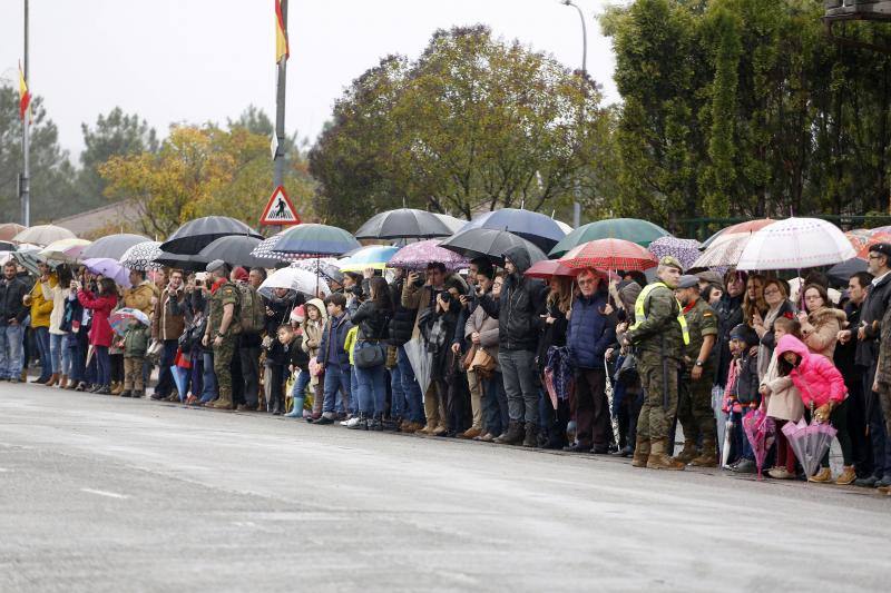 El acuartelamiento de Cabo Noval celebra una parada militar con motivo de la Festividad de la Inmaculada, acto que estará presidido por el general de división Francisco Rosaleny. 