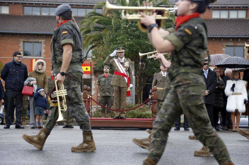 El acuartelamiento de Cabo Noval celebra una parada militar con motivo de la Festividad de la Inmaculada, acto que estará presidido por el general de división Francisco Rosaleny. 