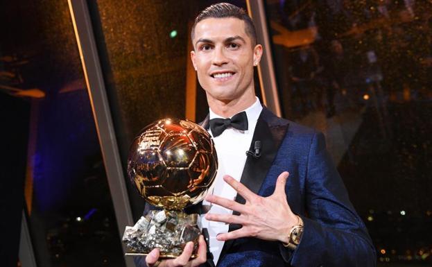 Cristiano Ronaldo, con su quinto Balón de Oro. 