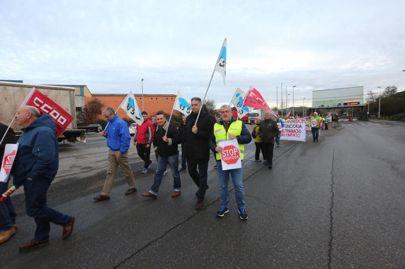 Manifestación en Tabaza de los trabajadores de Acciona en ArcelorMittal