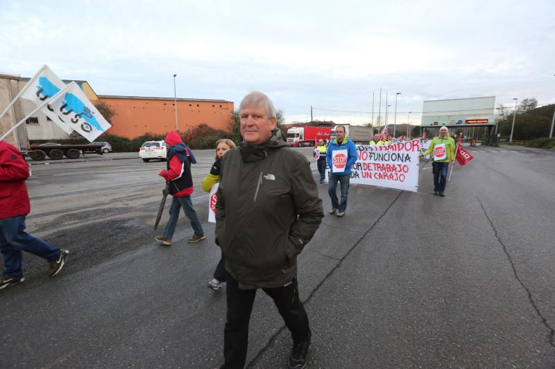 Manifestación en Tabaza de los trabajadores de Acciona en ArcelorMittal