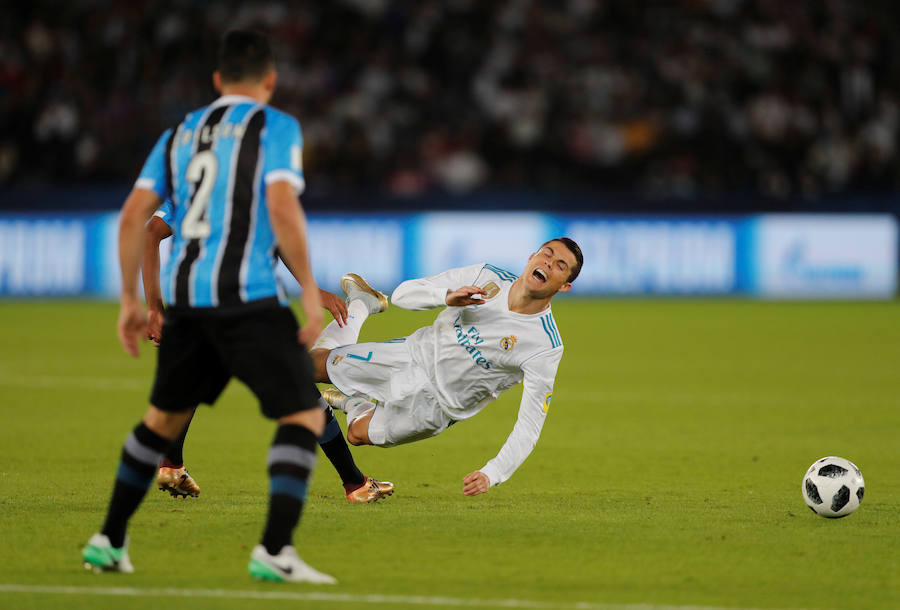 El conjunto blanco cerró el año con un nuevo título gracias a un gol de Cristiano antes de medirse al Barcelona en la Liga.