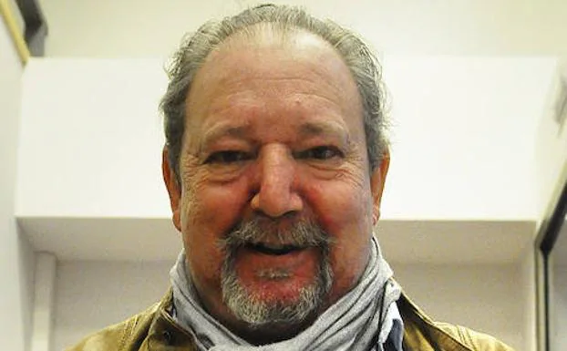 Adolfo Casaprima, ganador del premio Asturias de novela