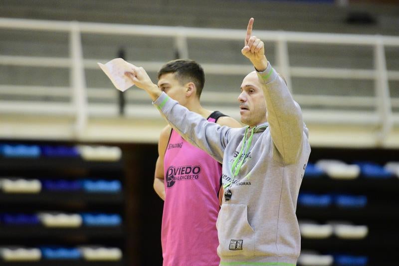 Entrenamiento del Oviedo Baloncesto