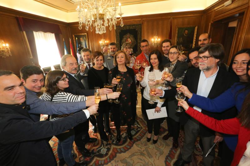 En el acto han participado Mariví Monteserín, Wenceslao López y Carmen Moriyón, así como el presidente de la FACC y los alcaldes de Illas, Corvera y Castrillón