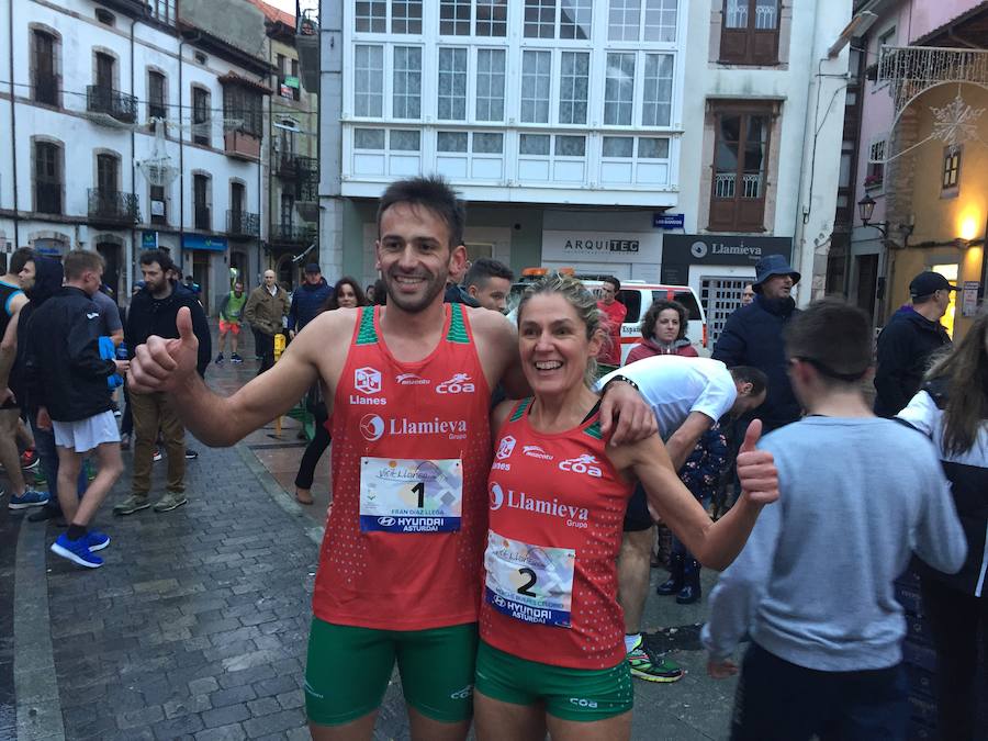 Grandes y pequeños participaronen la popular carrera. 