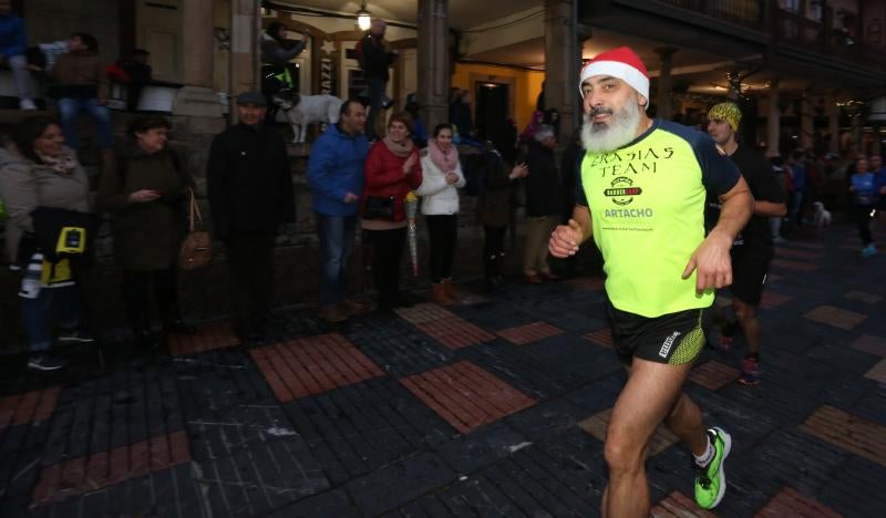 ¿Estuviste en la San Silvestre de Avilés? ¡Búscate!