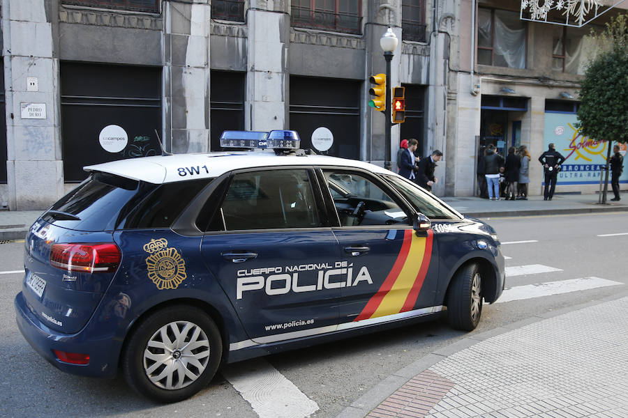 Así amaneció Gijón tras la resaca de Nochevieja