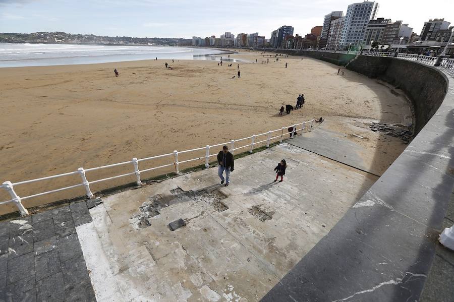 Las imágenes que deja en Gijón el paso del temporal