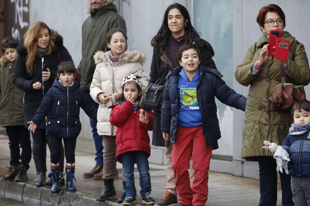 ¿Estuviste en la llegada de los Reyes Magos a Gijón? ¡Búscate en las fotos! (2)