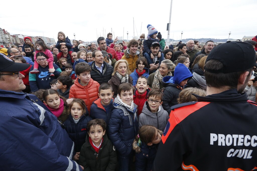 ¿Estuviste en la llegada de los Reyes Magos a Gijón? ¡Búscate en las fotos! (2)