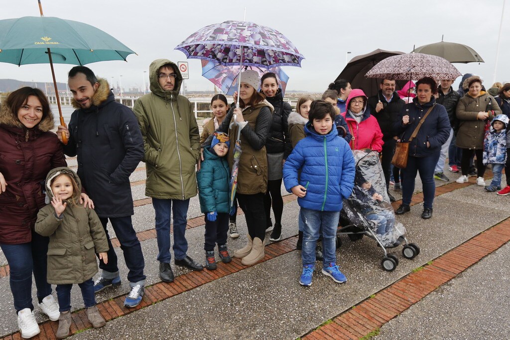 ¿Estuviste en la llegada de los Reyes Magos a Gijón? ¡Búscate en las fotos! (I)