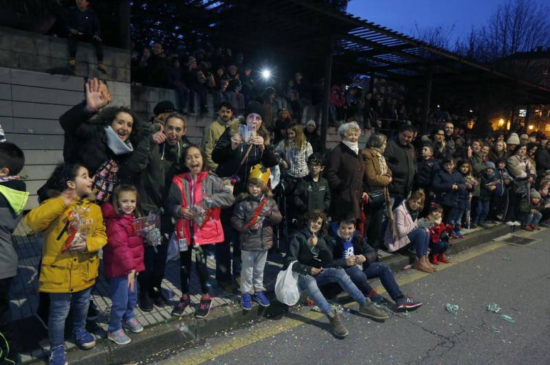 ¿Estuviste en la cabalga de Reyes de Gijón? ¡Búscate!