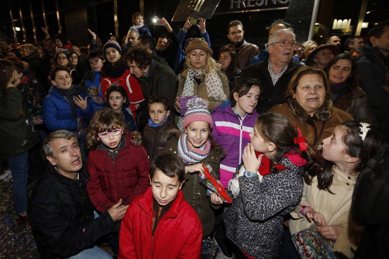 ¿Estuviste en la cabalga de Reyes de Gijón? ¡Búscate!