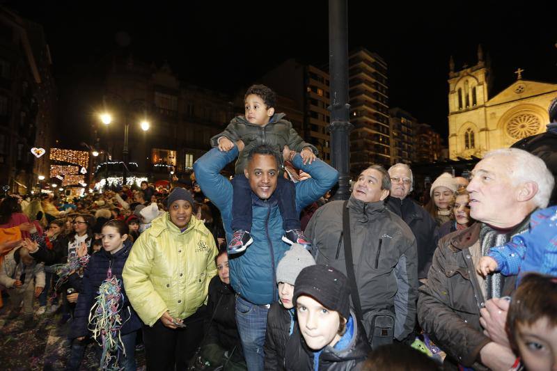 ¿Estuviste en la cabalga de Reyes de Gijón? ¡Búscate!