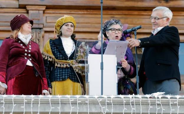 Las Magas con el alcalde de Valencia, Joan Ribó.