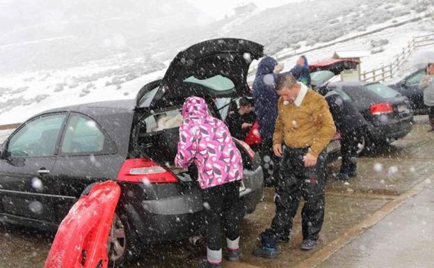 Siete jóvenes «imprudentes», atrapados en L'Angliru