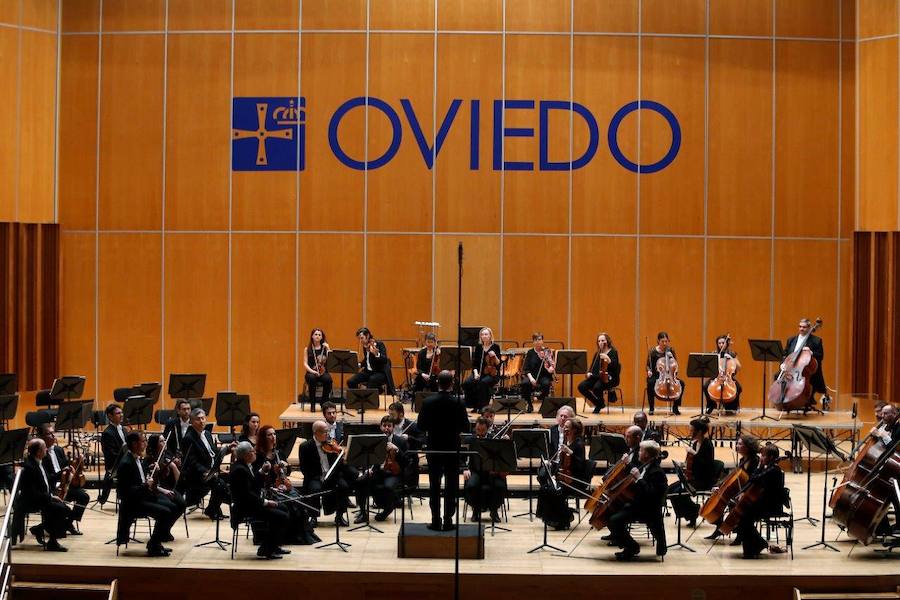 En el Auditorio Príncipe Felipe y bajo la batuta de Rossen Milanov.